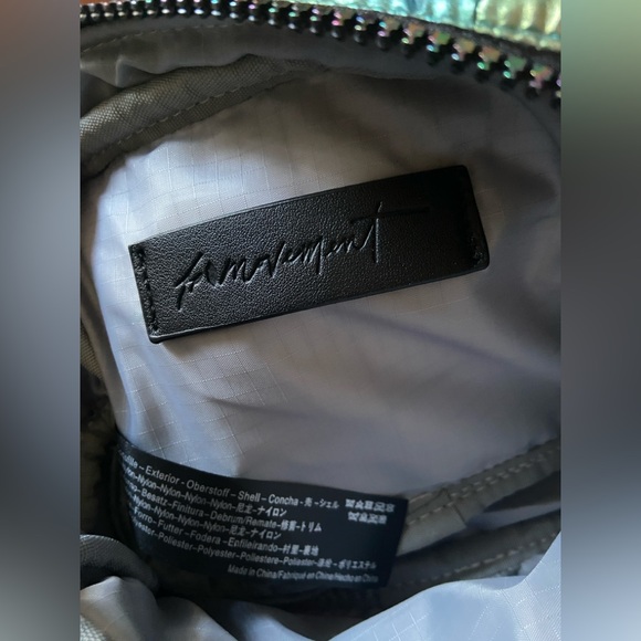 Free People Limited Edition Iridescent Mini Case - Picture 6 of 7